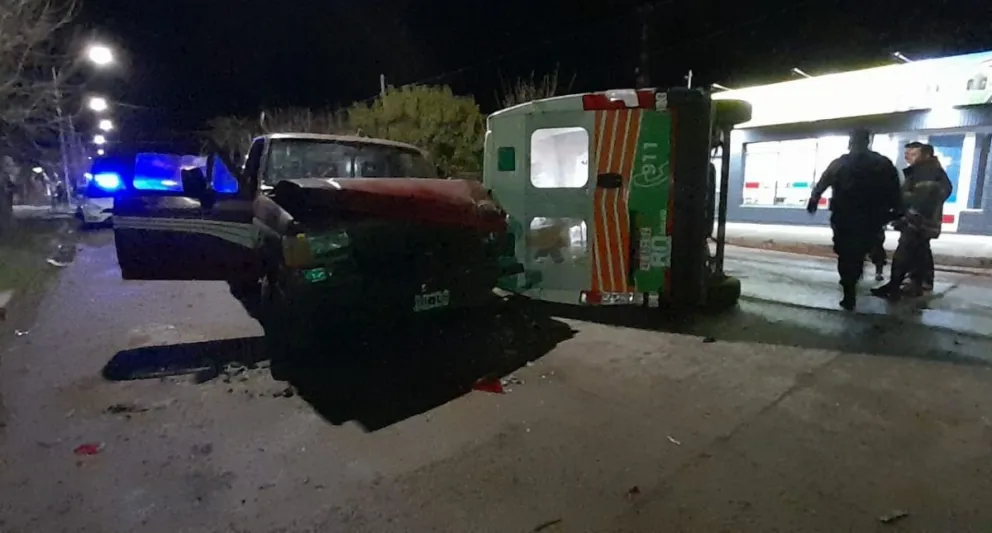Grave accidente de tránsito en la esquina de Zatti y boulevard Ituzaingó