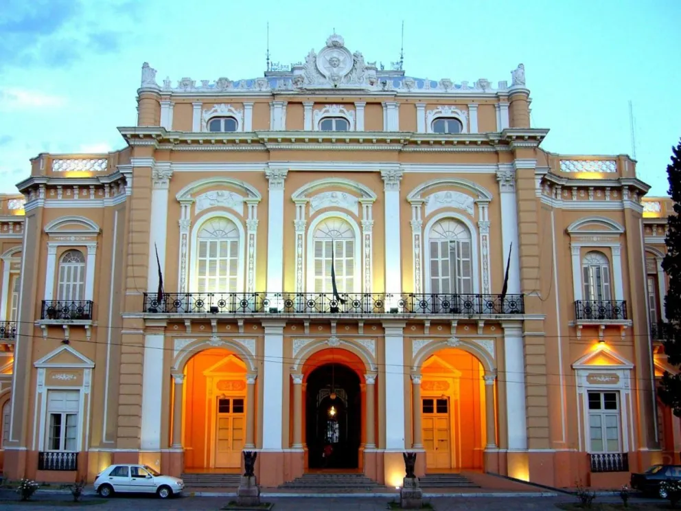 La ley Bases llega a Salta: comenzó a debatirse en la Cámara de Diputados provincial