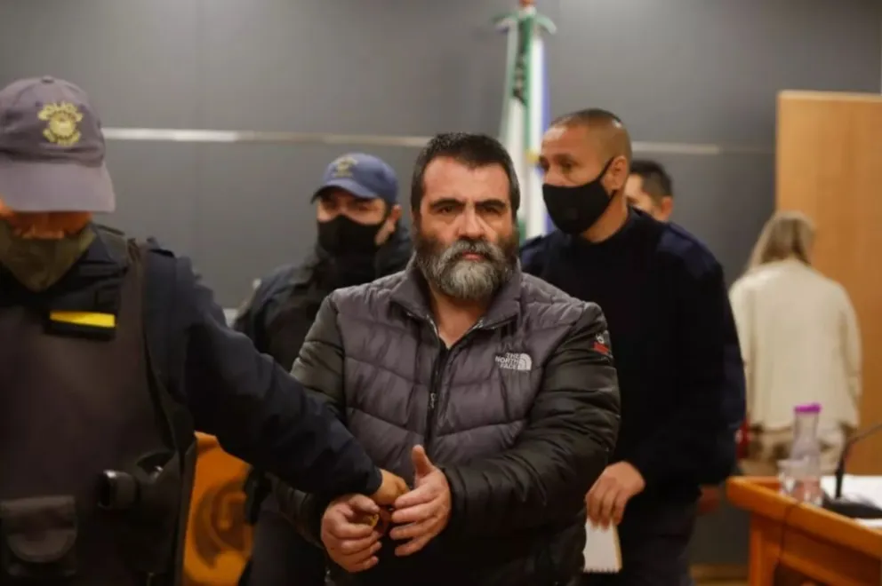 Crimen del supermercado: imputaron al hombre que degolló a un joven