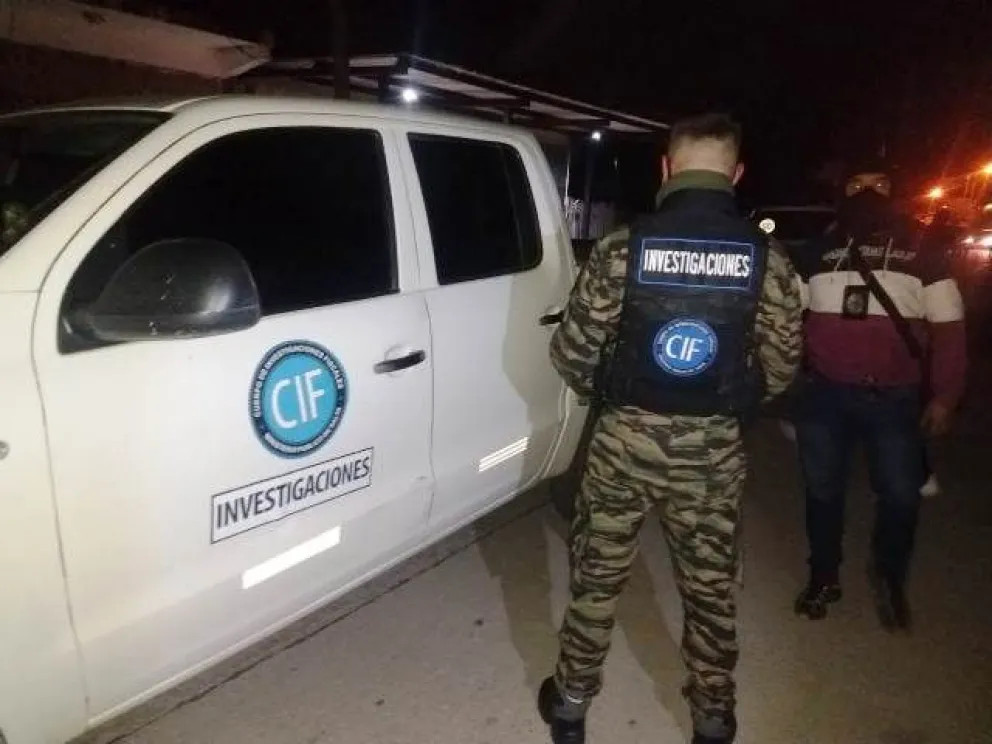 Una banda vendía droga en su verdulería del macrocentro