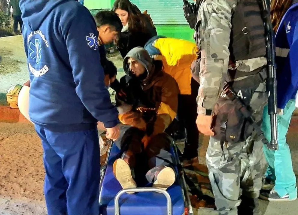 El motociclista herido al ser embestido por un vehículo sufrió una fractura de tibia