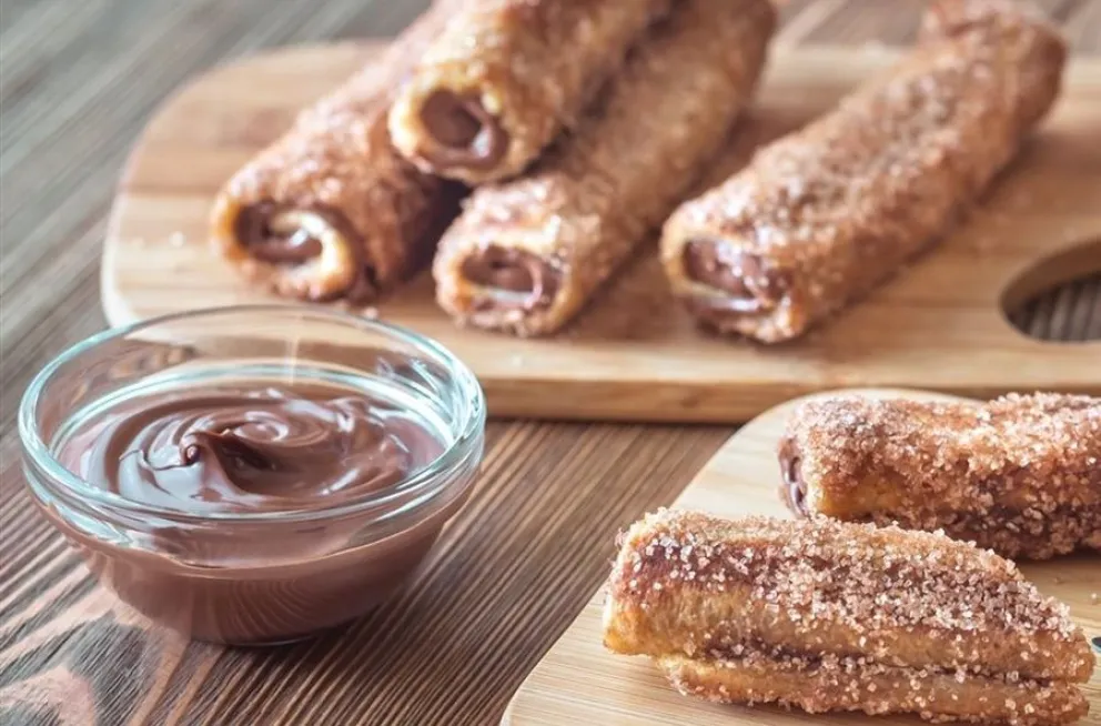 Rollitos de pan lactal y chocolate para merendar ¡en 5 minutos! 