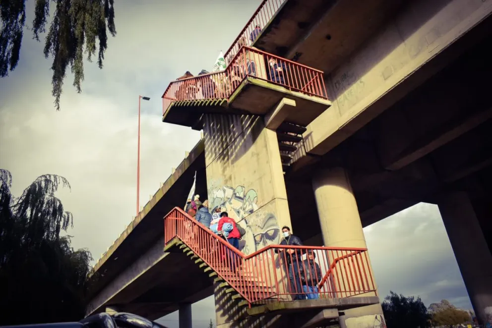 Trabajadores de la Salud volverán a cortar el puente si no hay respuestas a sus reclamos