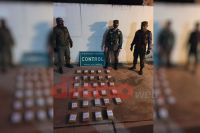 Detienen a un ciudadano que transportaba más de 32 kilos de cocaína en su camioneta