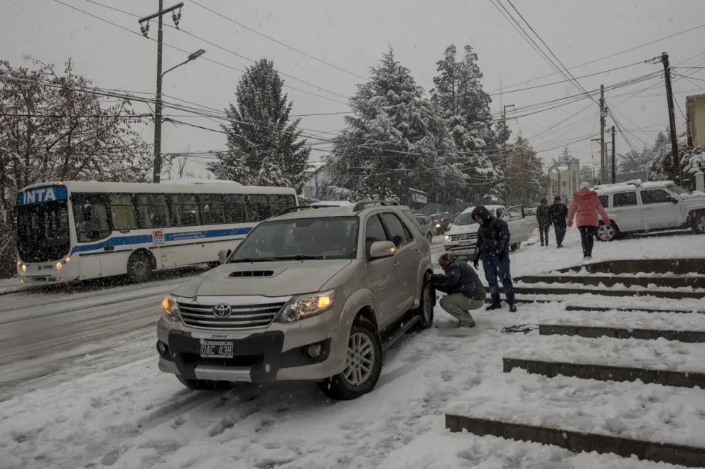 Hay pronóstico de nevadas y piden transitar con extrema precaución