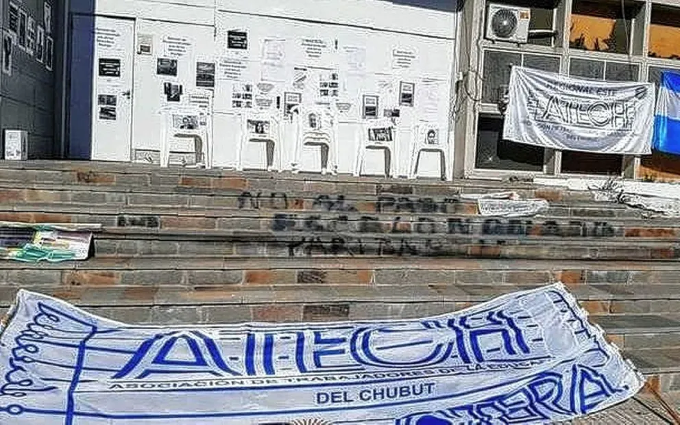 Confirmaron paro de docentes por 48 horas a partir de este jueves
