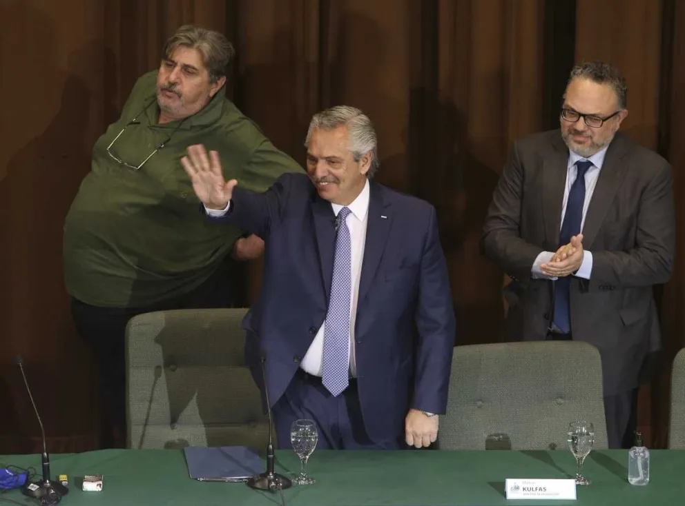 El presidente recibirá a los gobernadores oficialistas para avanzar con el proyecto para ampliar la Corte Suprema