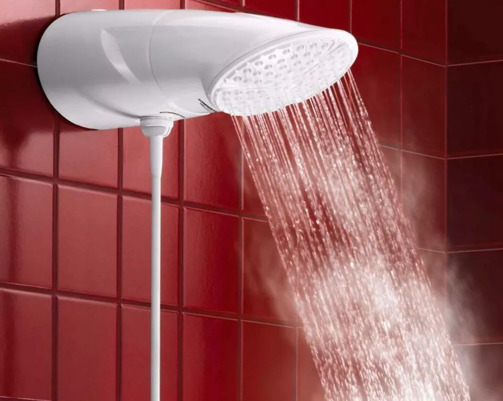 Recomiendan el uso de un termotanque por sobre las duchas eléctricas