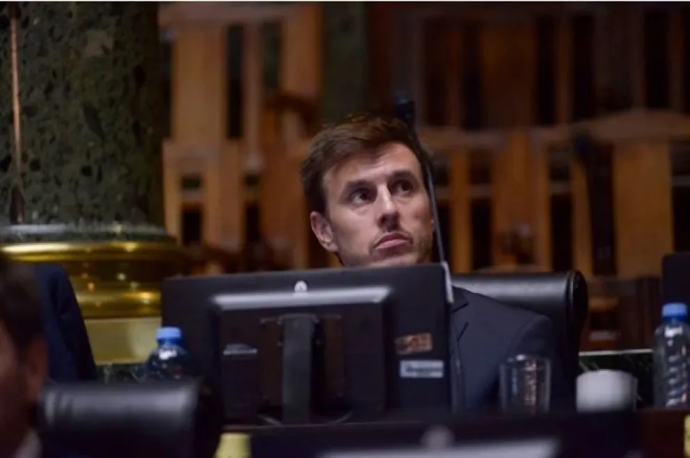 El insólito grito de Roberto García Moritán en la Legislatura: "Soy el marido de Pampita"