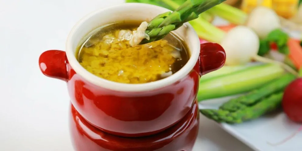 En el día del inmigrante italiano en Argentina, un plato típico de Piamonte: la bagna cauda
