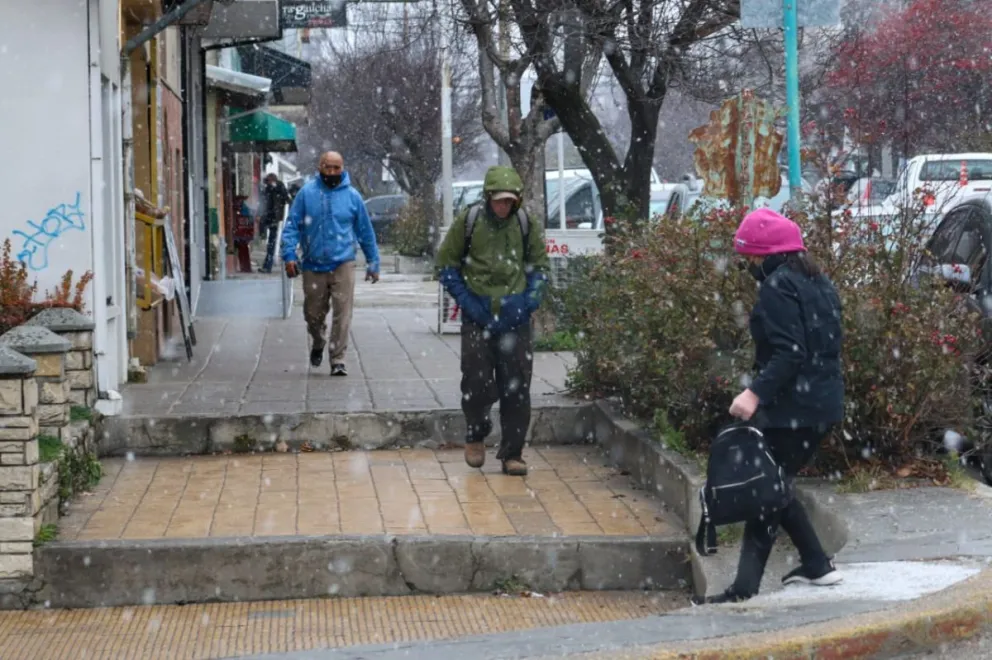 Y llegó la nieve tan anunciada para hoy 