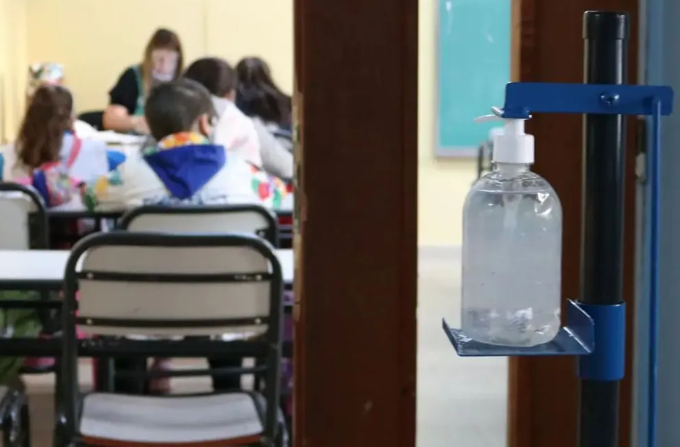 Educación pidió no relajarse ante el COVID 19 y aclaró que se mantiene el Protocolo “CuidaRNos” 