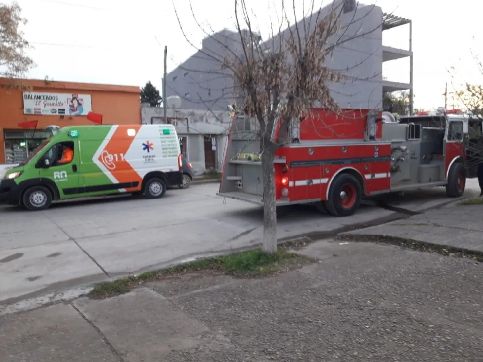 Una persona herida dentro de un violento raid delictivo en el cierre de la semana