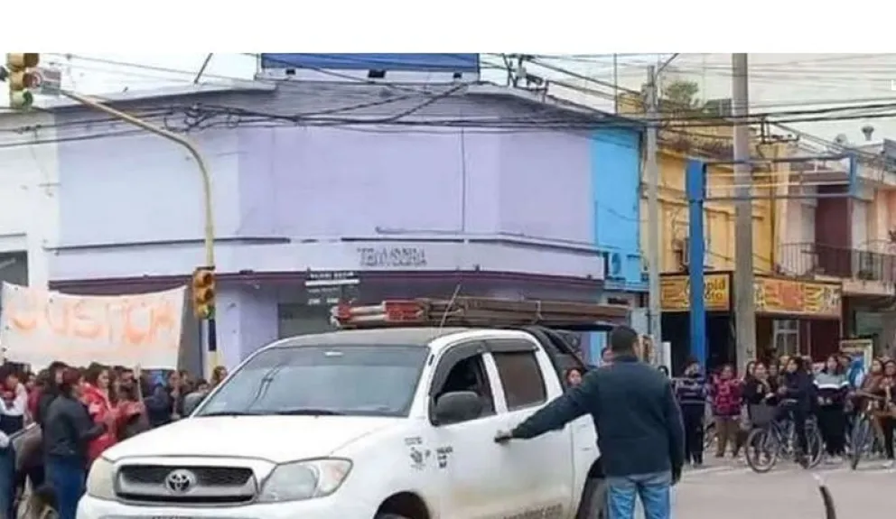 Aberrante: un hombre secuestró y violó a un nene de 12 años que había ido a comprar chicles 
