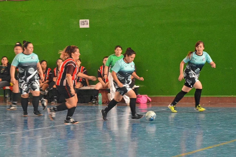 Futsal femenino: comienzan a jugar las más chicas