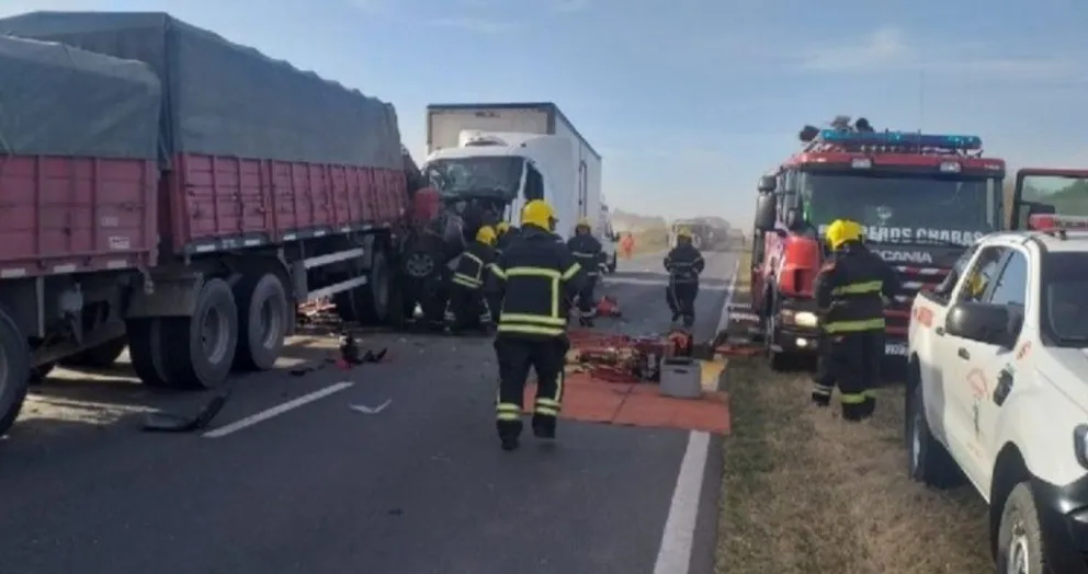 Terrible accidente en Santa Fe: cuatro muertos por un choque múltiple en la Ruta 33