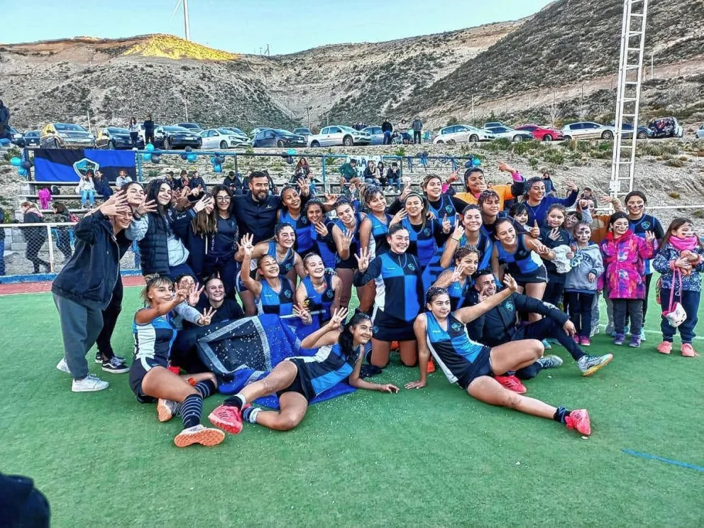 Hockey: Calafate campeón en Sub 14 y Sub 19
