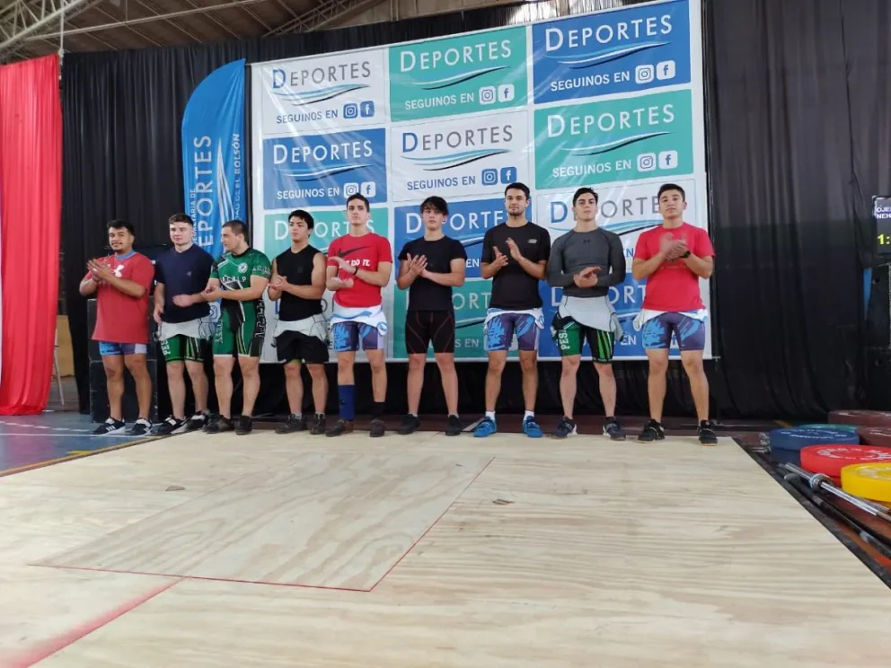 Levantamiento Olímpico: Marcos Anselmi Foster debutó con un primer puesto y Ale Baran fue segundo