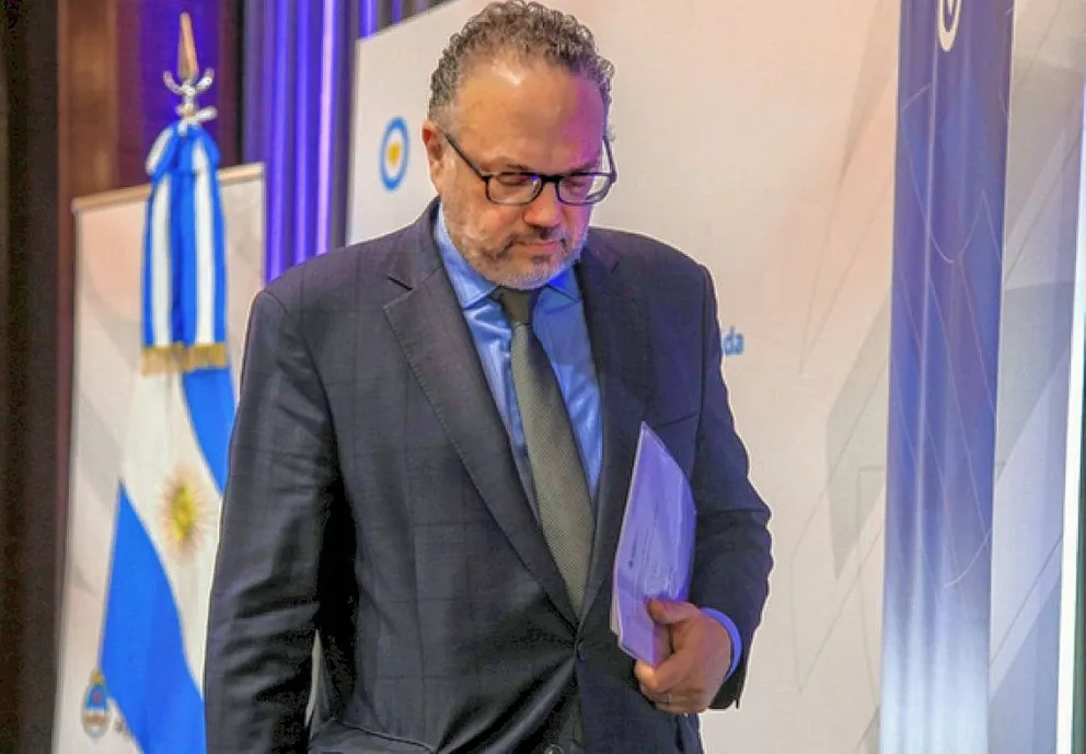 Alberto Fernández le pidió la renuncia a Matías Kulfas