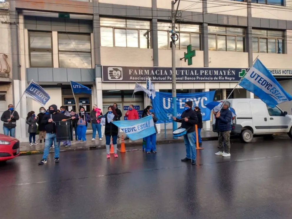 A los tumbos la negociación por el pago de deudas entre la mutual bancaria y la UTEDyC