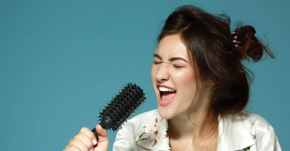 Conocé los 5 signos del zodiaco que mejor cantan