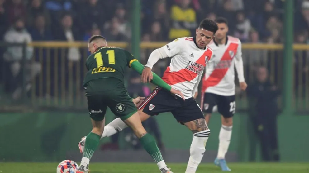 Reparto de puntos: River y Defensa quedaron a mano en Varela