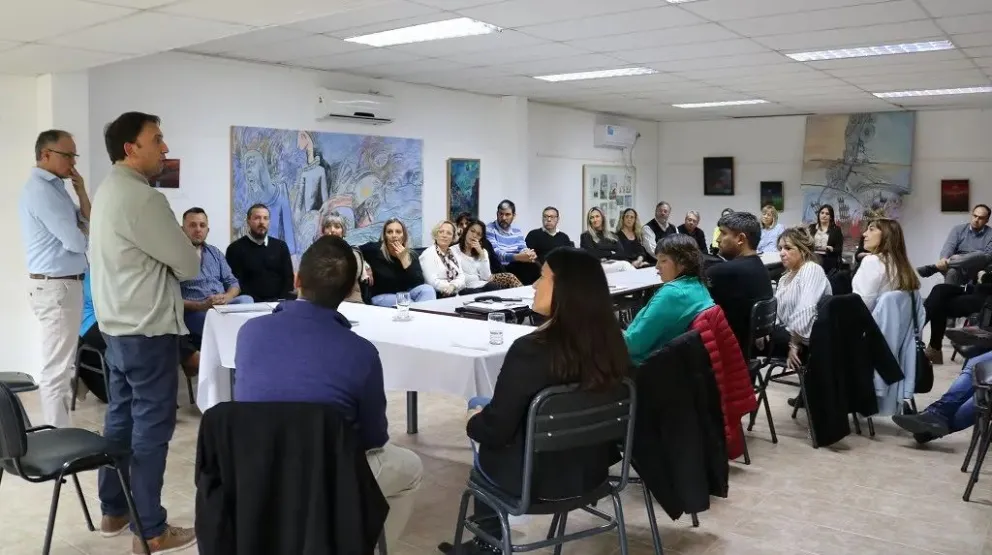 Núñez confirmó su gabinete en Educación