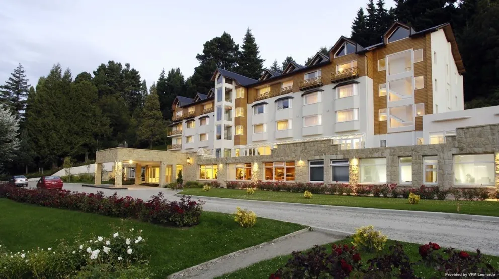 Alud en Bariloche: buscan a una pareja