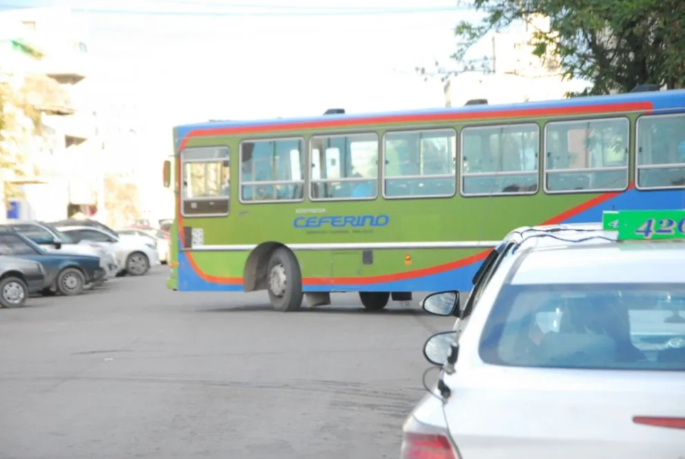 Aumentó el boleto de colectivos a 700 pesos en la Comarca