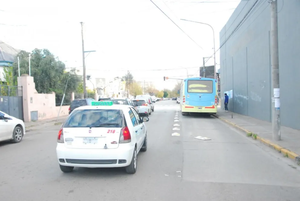 Reclaman multas, secuestro de vehículos y control sobre publicaciones en redes sociales.