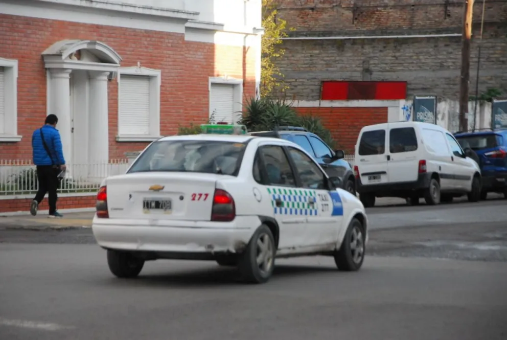 Crítica situación de los taxistas de la Comarca Viedma y Patagones. 