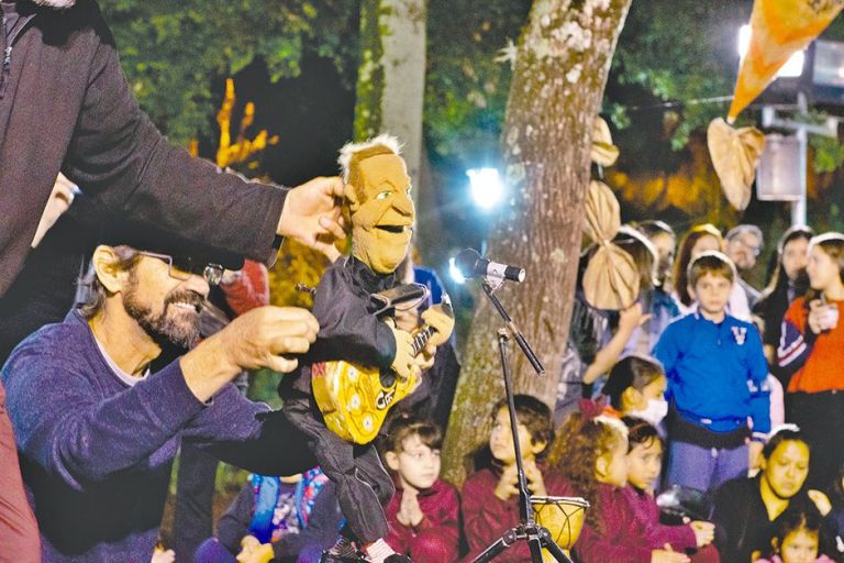 Alegría y emoción en el regreso del festival Tatá Pirirí | EL ...