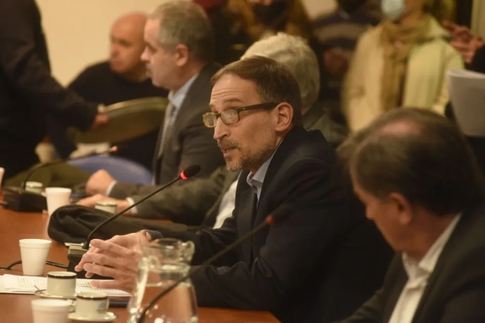 Domingo atribuyó la inflación a "la fuerte emisión monetaria"