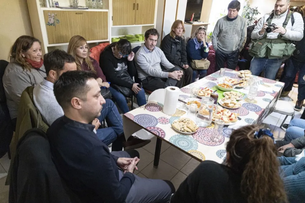 Luque se reunió con productores y agricultores