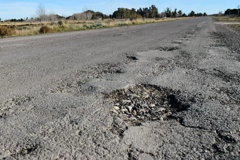 Vecinos de la ex Ruta 3 están enojados por el estado de los caminos