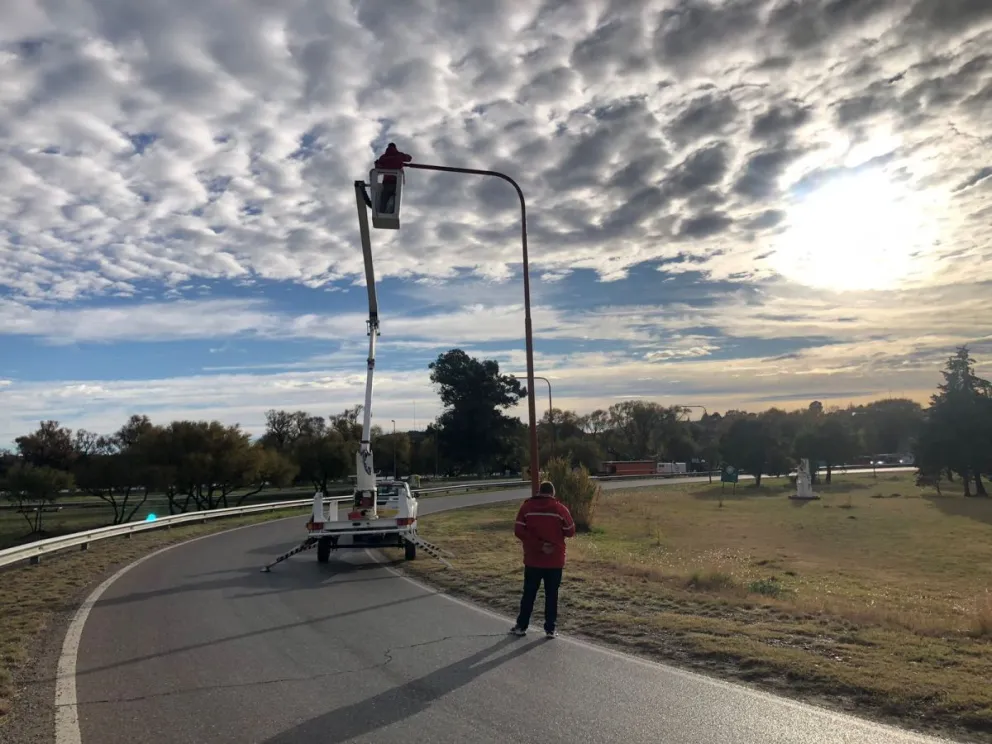 Nuevas luminarias LED para las rutas con una inversión de Vialidad Nacional