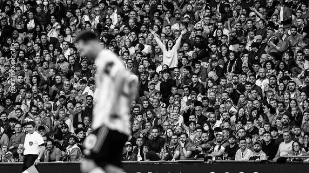 ¿Es el Diego? impactante foto de Messi en Wembley que se hizo viral