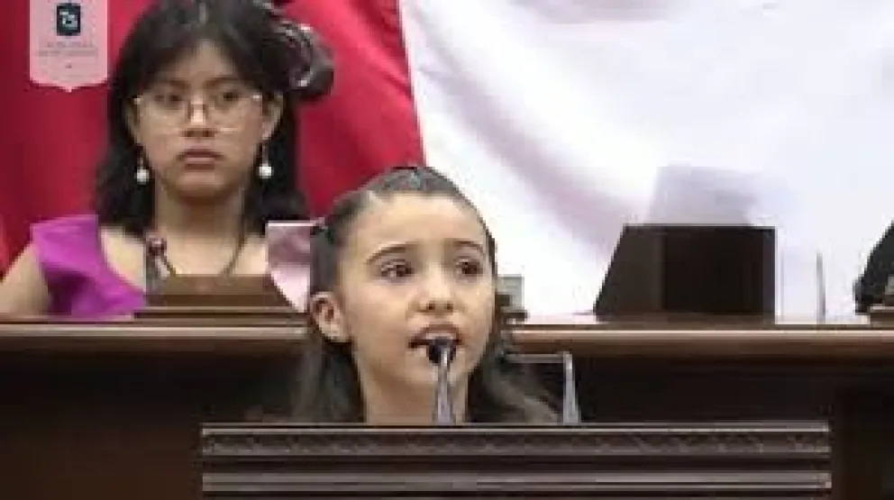Emocionante: una diputada infantil de México conmovió a todos con su discurso sobre femicidios