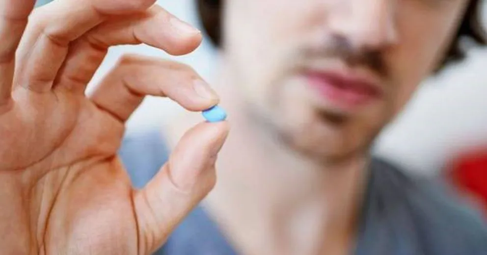 “Alpiste para el pajarito”: empleado de una farmacia reveló las insólitas formas de pedir Viagra