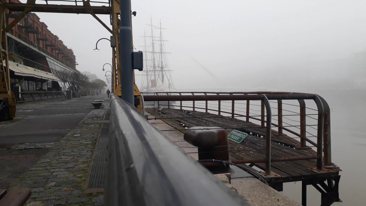 Crítica de "Apuntes desde el encierro", Franca González reflexiona sobre la capacidad de mirar y mirarse en la pandemia