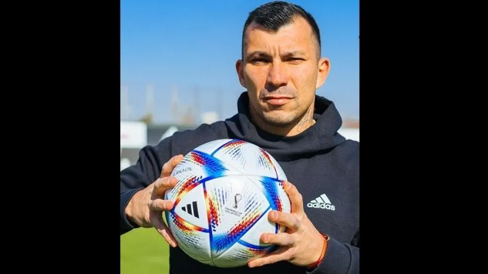 ¿Un guiño de FIFA? revolución en Chile por un posteo de Gary Medel con la pelota del Mundial