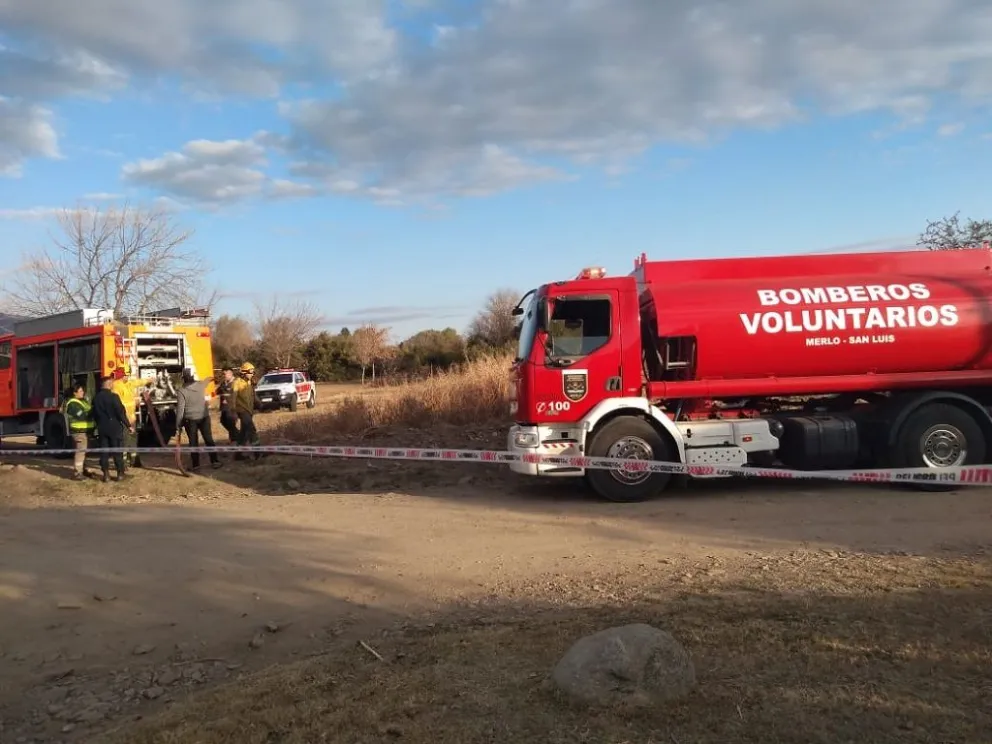 Tras más de dos horas de labor, 16 Bomberos Voluntarios sofocaron un incendio forestal