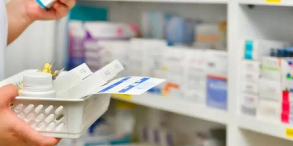 Hay faltante de medicamentos "esenciales" en farmacias desde hace varias semanas