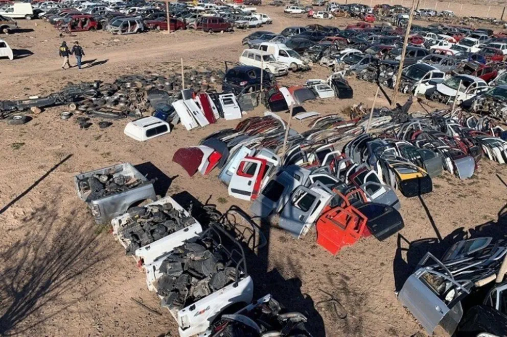 Desbaratan un desarmadero que vendía autos robados en la región