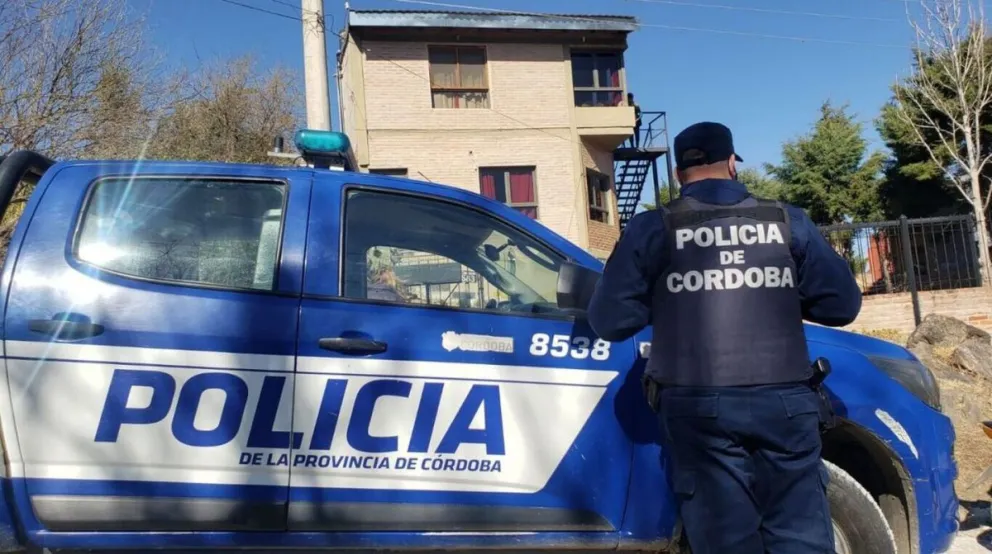 Insólito: robaron un patrullero mientras el policía sacaba dinero de un cajero