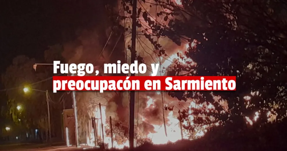 Video: se incendió una fábrica de bolsones de cal, pérdidas totales 