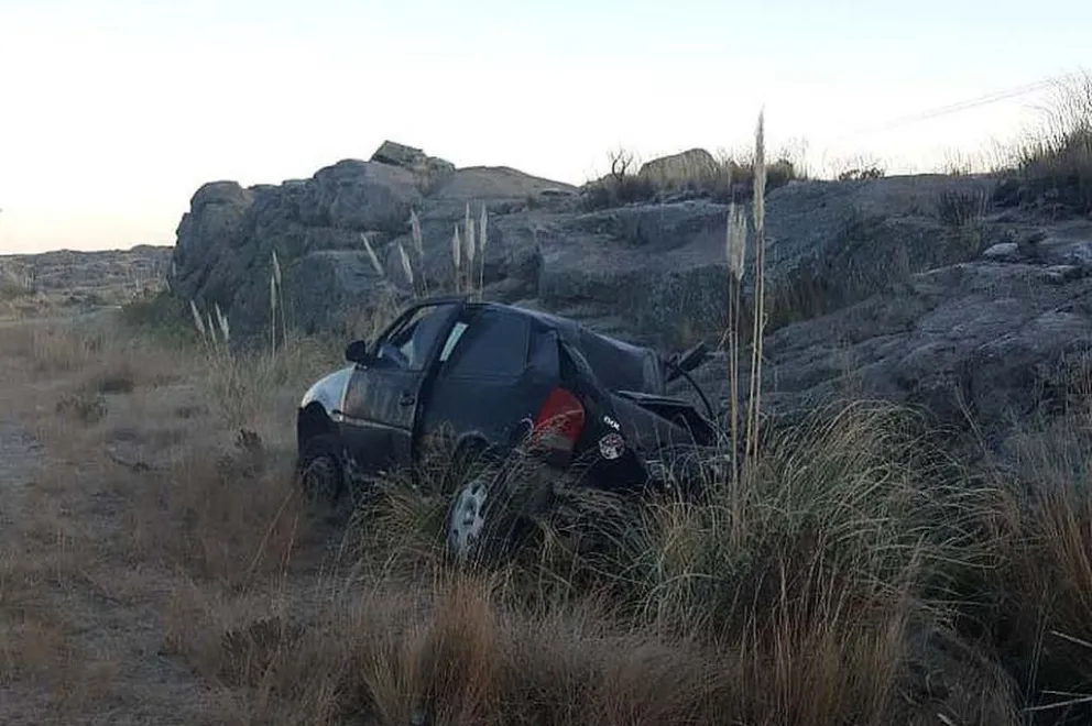 Una mujer, oriunda de la Villa de Merlo, despistó su auto en las Altas Cumbres