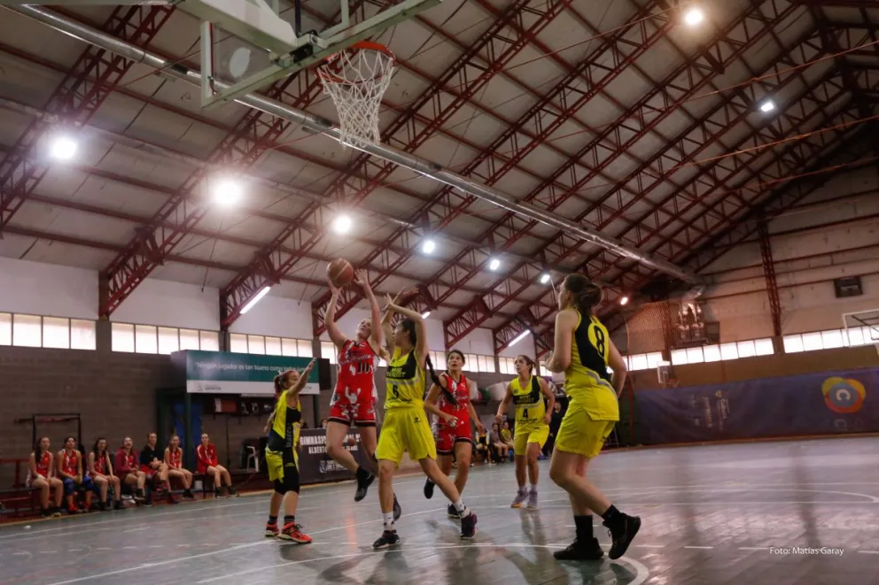 El gimnasio “Alberto Icare” reunió al básquet femenino de la región