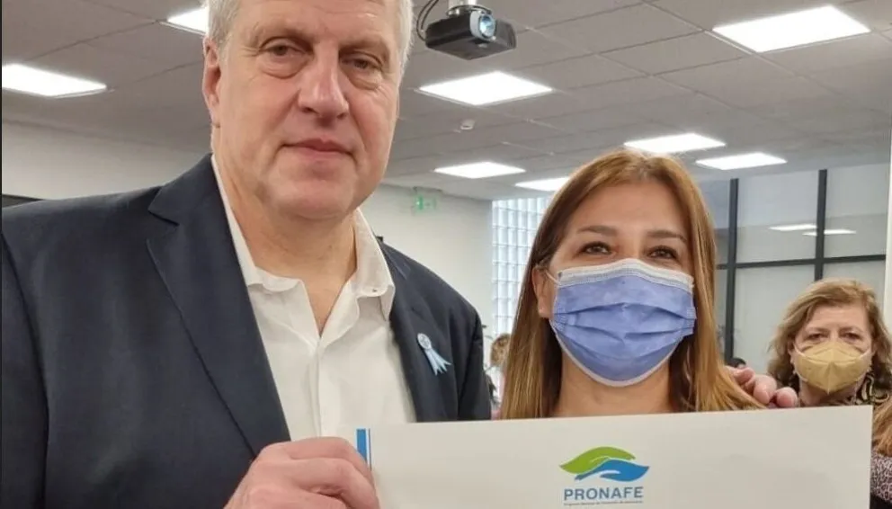 Gloria Ovejero recibió un importante reconocimiento nacional por el instituto ISSAG 