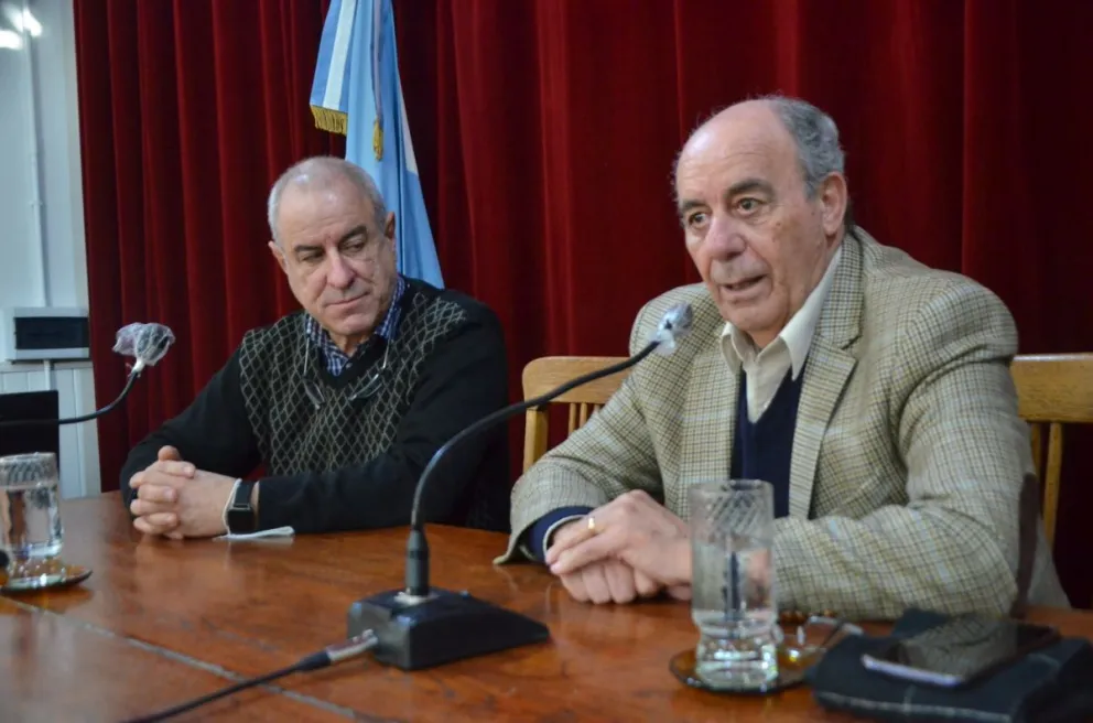 El senador David Hirtz visitó Patagones y realizó una charla abierta sobre Autonomía Municipal 